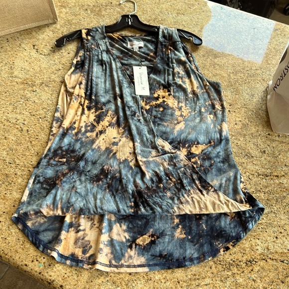 Veronica M Tops - Veronica M (NWT) wrap front hi low v neck shell